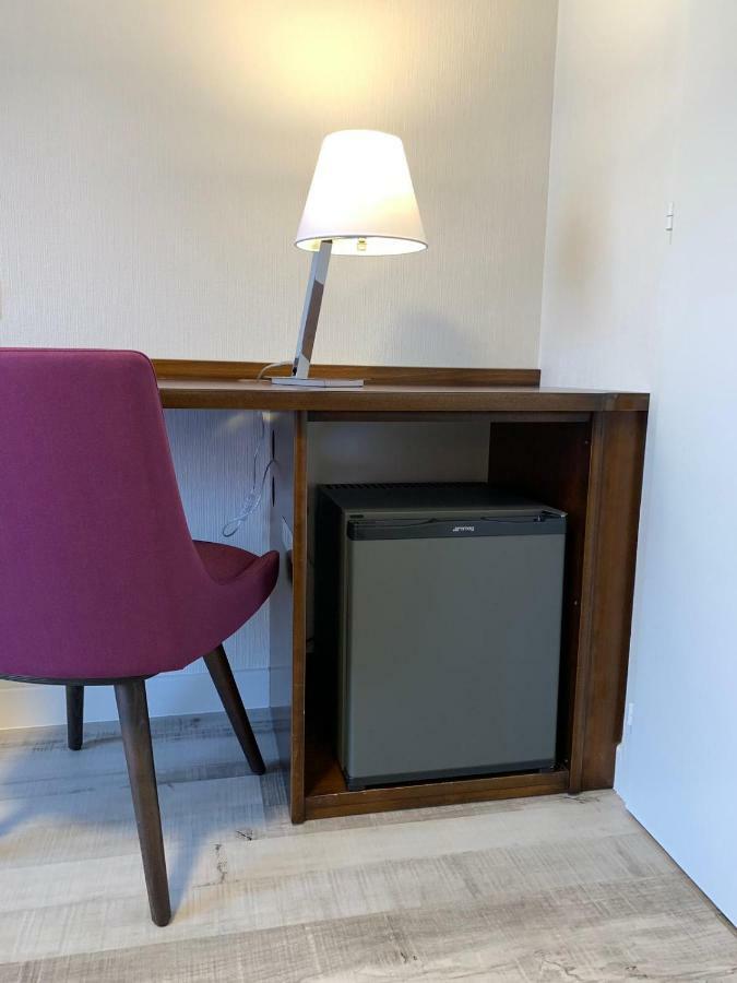 Hotel Le Menestrel Рибовиль Экстерьер фото